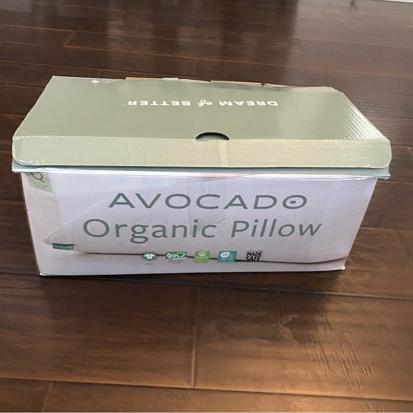 New with box Avacado Organic pillow size 19” * 29” - Picture 7 of 12